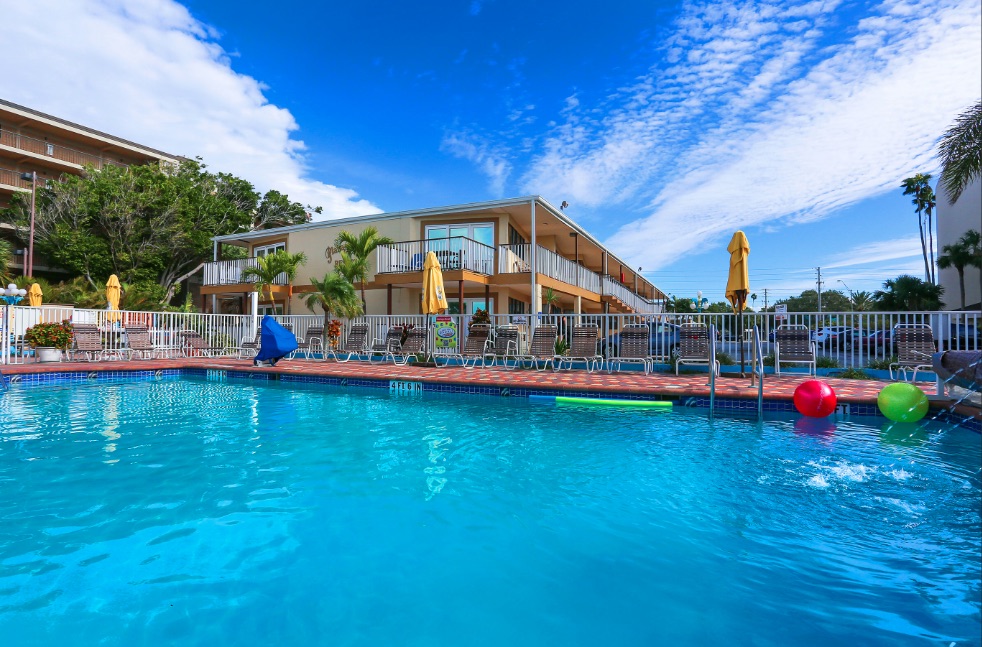 plaza beach hotel st petersburg fl
